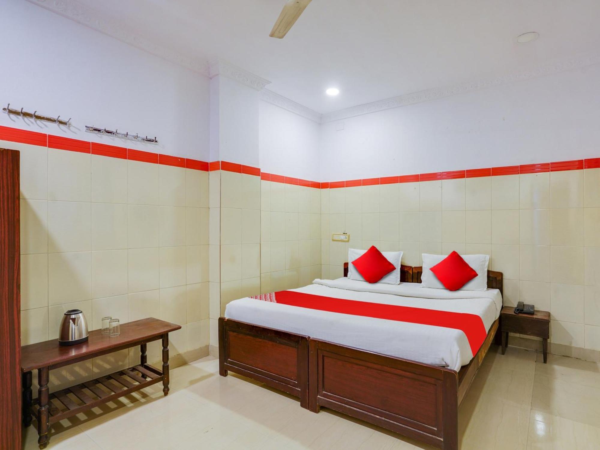 Hotel O Siro Inn Shamshabad Exterior foto